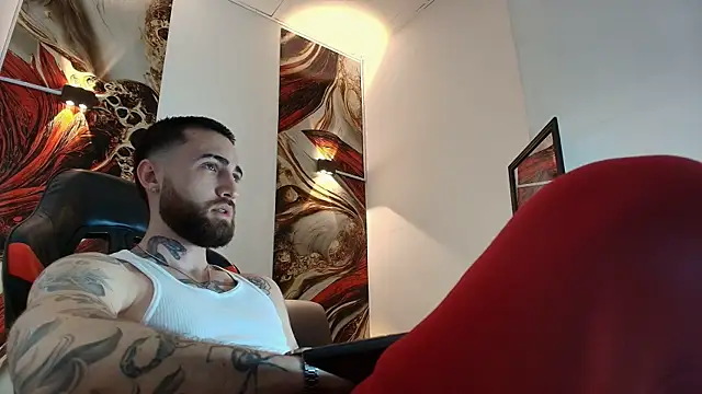 Luke davis01 online show from June 19, 1:05 pm