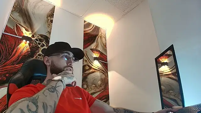 Luke davis01 online show from June 26, 1:03 pm