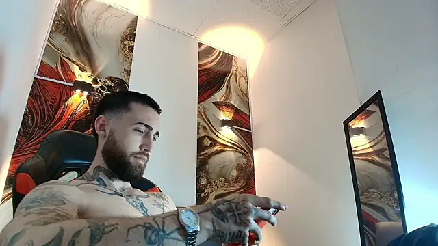 Luke davis01 online show from June 22, 1:04 pm