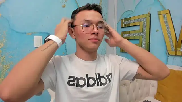 Andy dior18 online show from March 15, 2:03 am