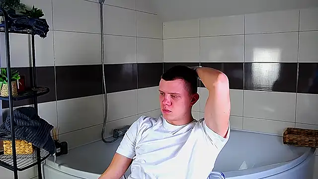 Ryker Seen online show from February 15, 1:27 pm