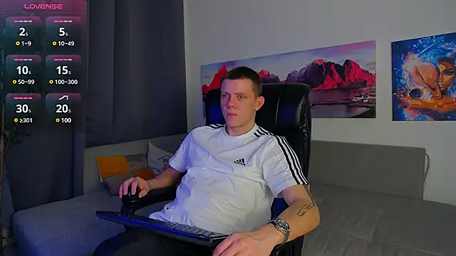 Ryker Seen online show from March 6, 6:16 pm