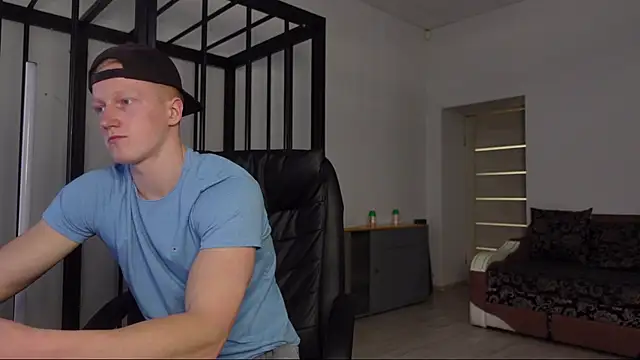 Jacob Devon online show from March 10, 1:43 pm