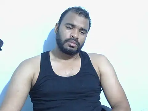 Snapshot of YOX22 chatting on October 10, 4:50 am YOX22 online show from October 10, 4:50 am