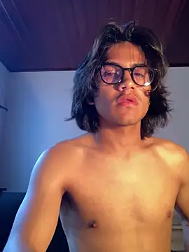 shadowsofgarden online show from February 26, 2:03 pm