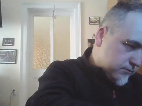 Szolga10 online show from March 30, 1:01 pm