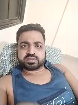 Snapshot of Vij717 chatting on October 16, 5:43 pm Vij717 online show from October 16, 5:43 pm