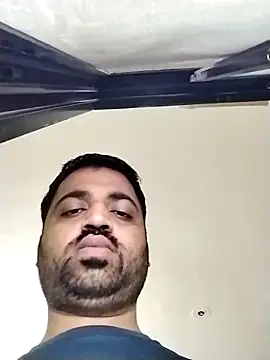 Snapshot of Vij717 chatting on September 27, 6:11 am Vij717 online show from September 27, 6:11 am