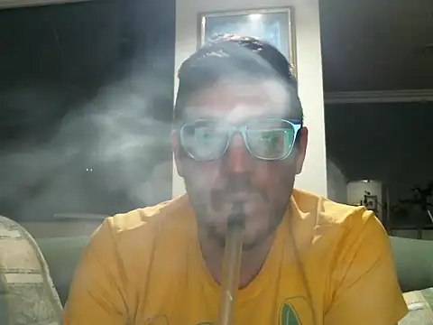 quitomanec online show from January 10, 6:07 am