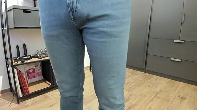 molicaremolicare online show from March 14, 5:53 pm