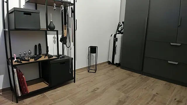 molicaremolicare online show from March 21, 8:13 pm