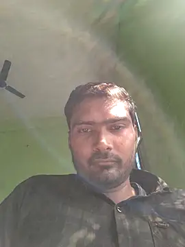 Snapshot of ccuteboyyyy chatting on March 3, 4:56 am ccuteboyyyy online show from March 3, 4:56 am