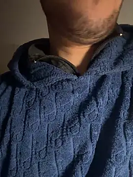 yaxxx03 online show from January 18, 8:33 pm