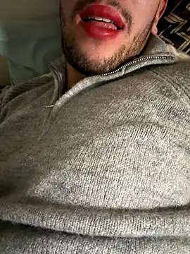 yaxxx03 online show from December 19, 8:17 pm