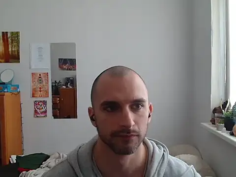 OskarBreno online show from April 27, 7:49 am