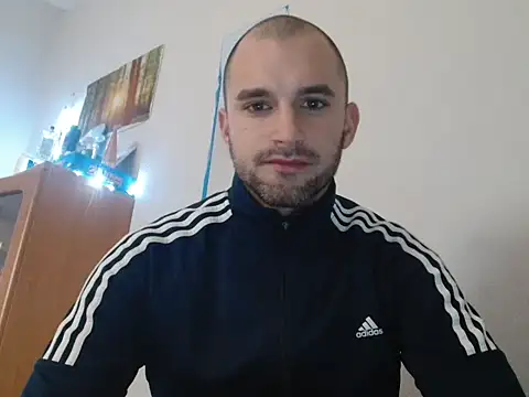 OskarBreno online show from April 15, 8:31 pm