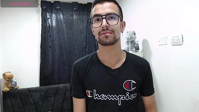 Demian val online show from February 10, 12:10 pm