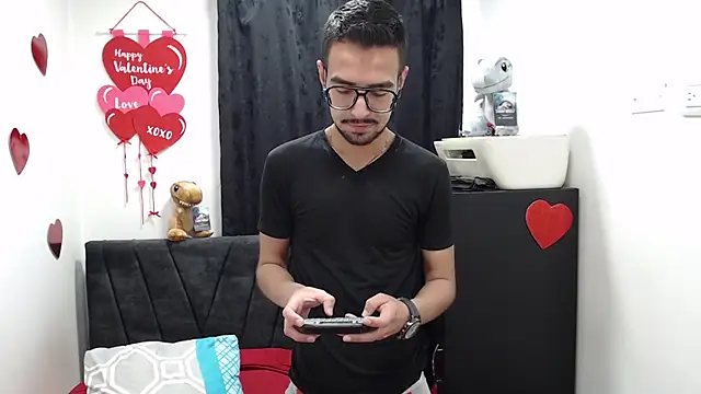 Demian val online show from February 14, 11:27 am