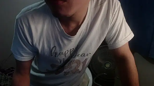 Snapshot of cholitohermoso chatting on March 13, 12:16 am cholitohermoso online show from March 13, 12:16 am