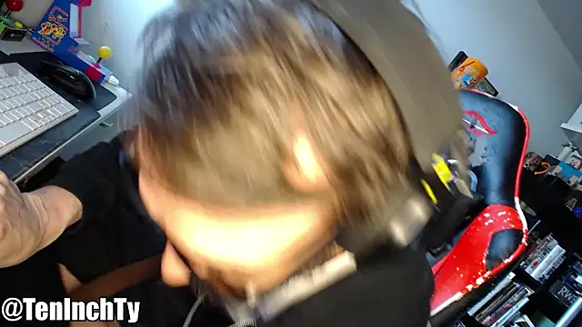 teninchty online show from April 26, 7:32 pm