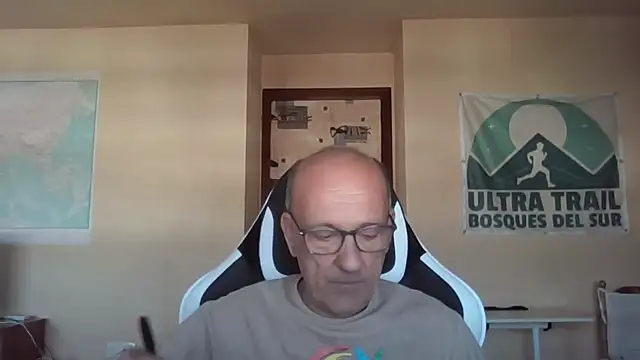 llopaco online show from April 27, 2:02 pm