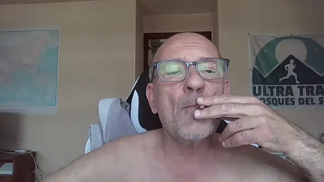 llopaco online show from April 23, 12:40 pm