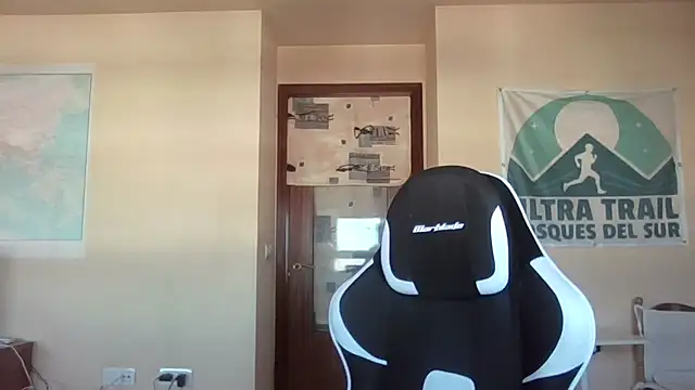 llopaco online show from April 26, 1:52 pm