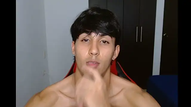 Snapshot of neithanzynxx chatting on March 21, 7:46 pm neithanzynxx online show from March 21, 7:46 pm