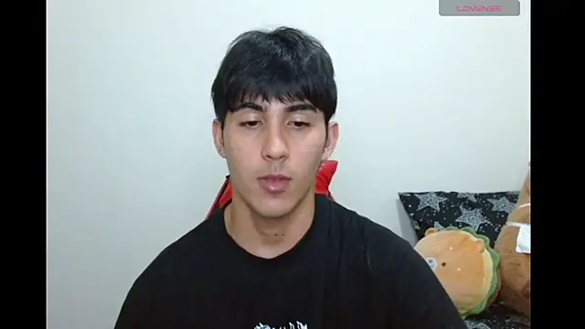 neithanzynxx online show from November 2, 8:24 pm