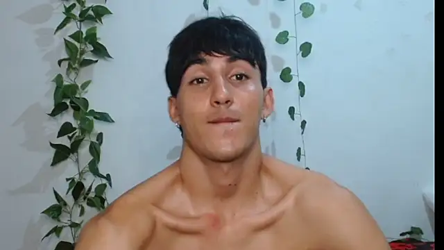 Snapshot of neithanzynxx chatting on February 22, 7:32 pm neithanzynxx online show from February 22, 7:32 pm
