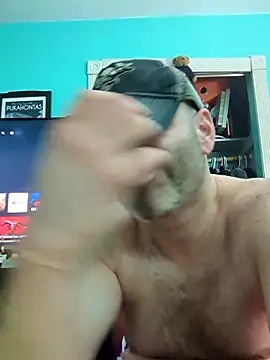 Novabear6996 online show from April 28, 7:13 am