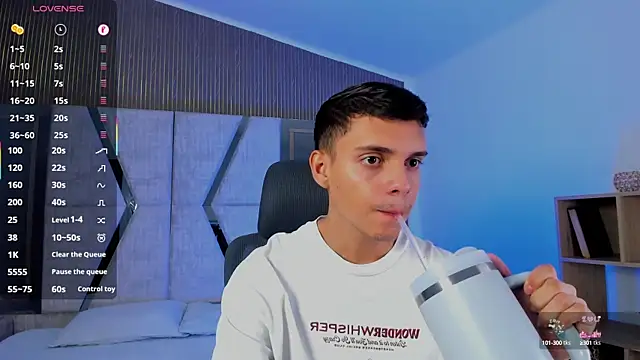 Snapshot of JacobRoberts1 chatting on October 14, 8:27 pm JacobRoberts1 online show from October 14, 8:27 pm