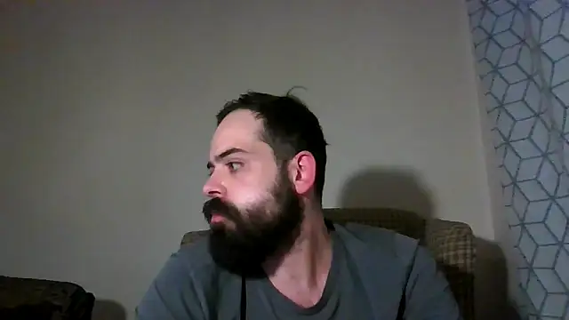 guccititi online show from April 3, 6:32 am