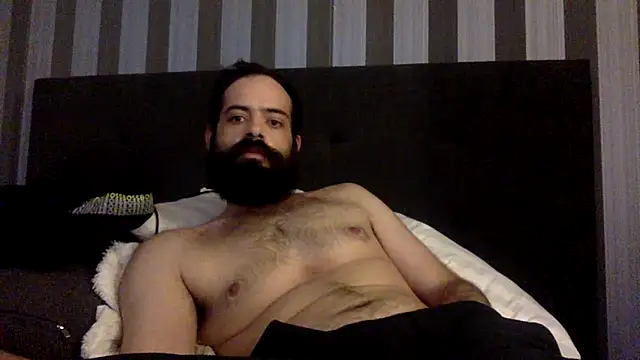 Snapshot of guccititi chatting on September 29, 10:46 am guccititi online show from September 29, 10:46 am