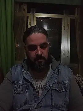 Snapshot of serpensy chatting on October 26, 8:22 pm serpensy online show from October 26, 8:22 pm