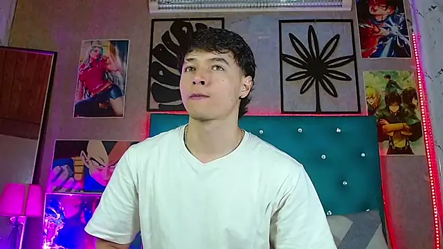 LiamAndrewzz online show from June 10, 4:58 am