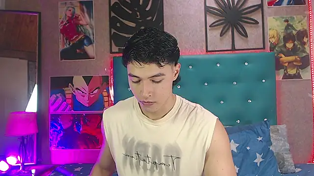 Snapshot of LiamAndrewzz chatting on September 15, 6:31 pm LiamAndrewzz online show from September 15, 6:31 pm