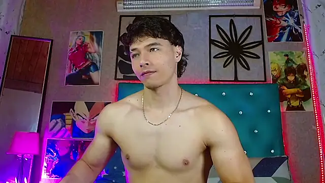 LiamAndrewzz online show from April 29, 4:39 am