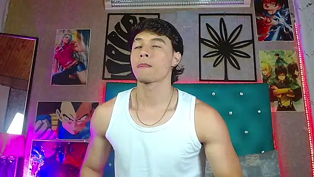 LiamAndrewzz online show from May 19, 6:30 am
