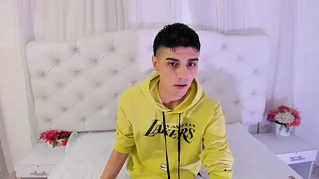 frank jhonsson online show from October 15, 7:21 pm