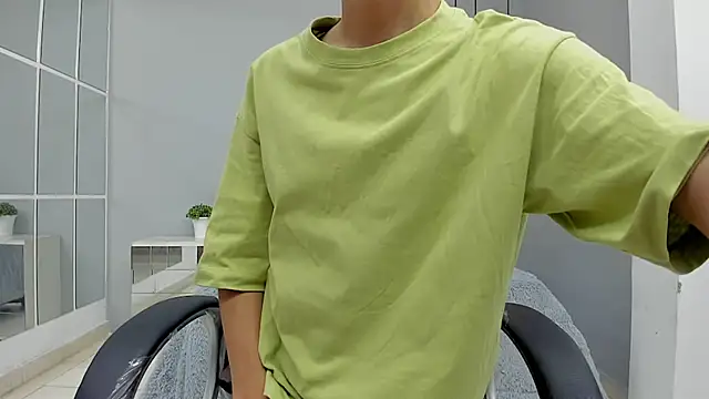 Snapshot of Johann_sex chatting on September 18, 4:42 pm Johann sex online show from September 18, 4:42 pm