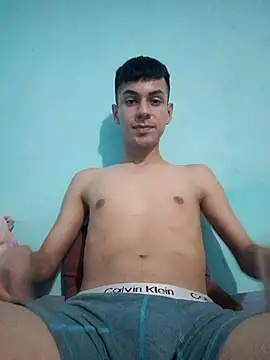Snapshot of Johann_sex chatting on March 11, 5:05 am Johann sex online show from March 11, 5:05 am