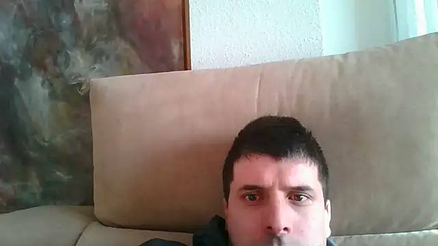 golfoyperro94 online show from February 3, 3:50 pm