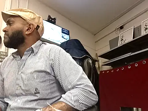 Mrnutella online show from September 19, 8:52 pm