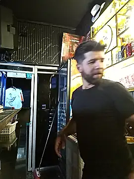 Je1s online show from January 8, 8:58 pm