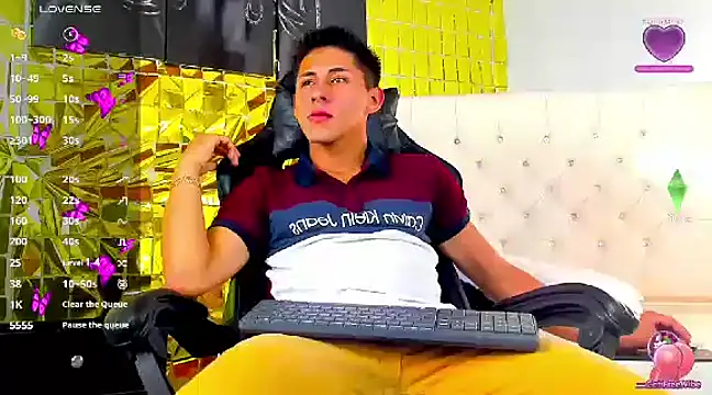 Angel Medina online show from March 1, 12:34 pm