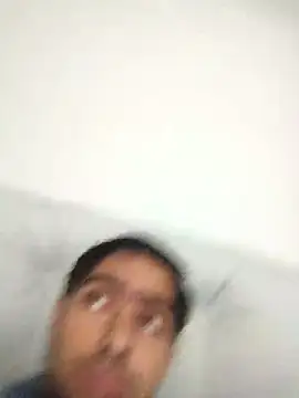 Snapshot of andreiiiii2025 chatting on October 6, 8:41 am andreiiiii2025 online show from October 6, 8:41 am