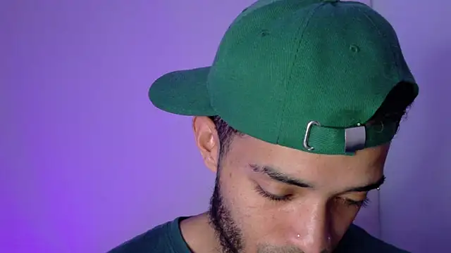 eross chipre  online show from April 27, 11:32 pm