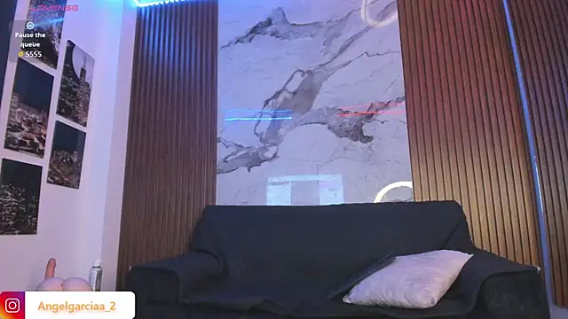 Angelgarcia  online show from April 23, 3:33 am