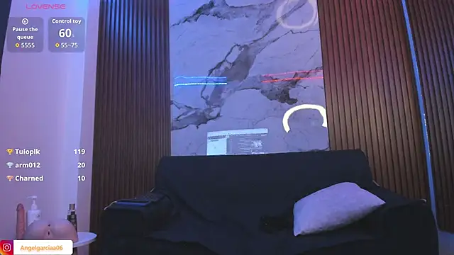 Angelgarcia  online show from November 4, 10:44 pm